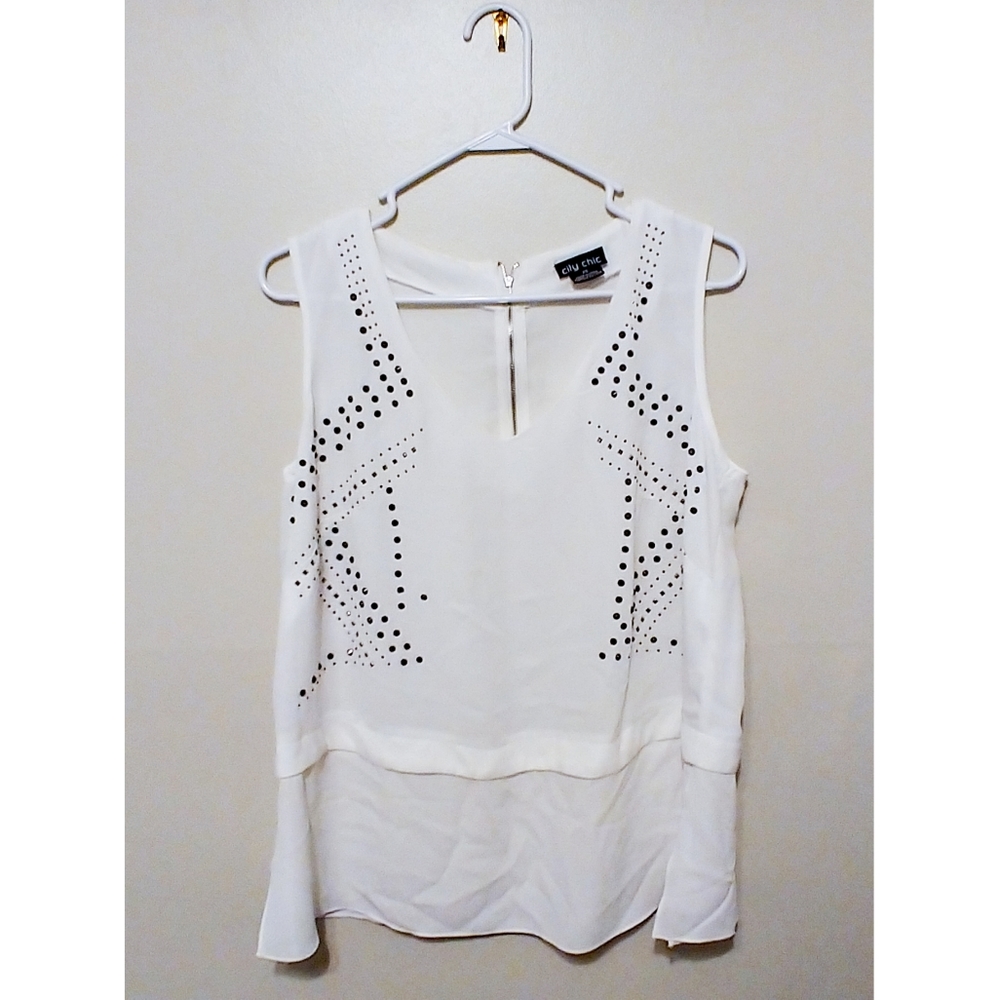 City Chic - Plus Size - Studded Blouse